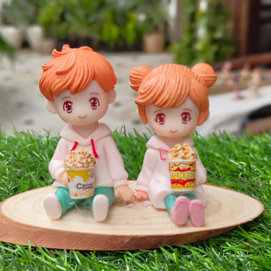 Kids with popcorn Miniature