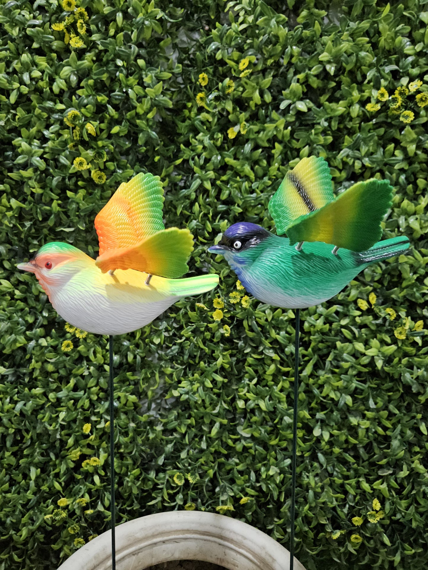 Sparrow Garden Stick