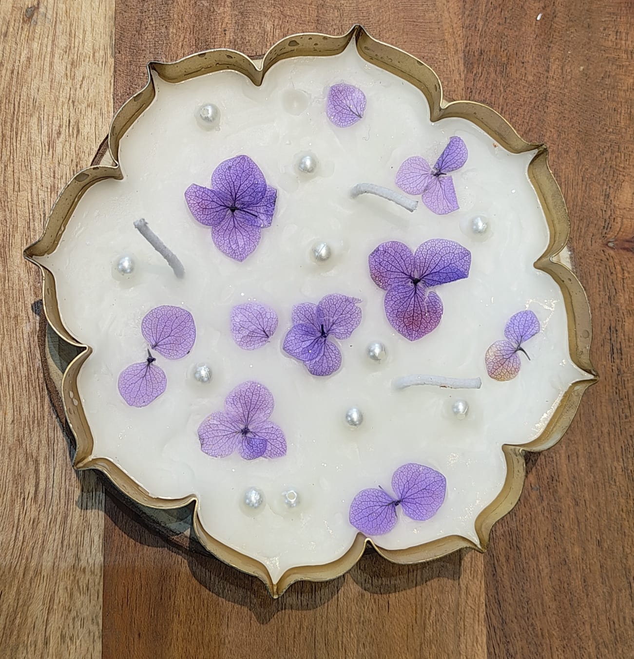 Lotus Urli Candle