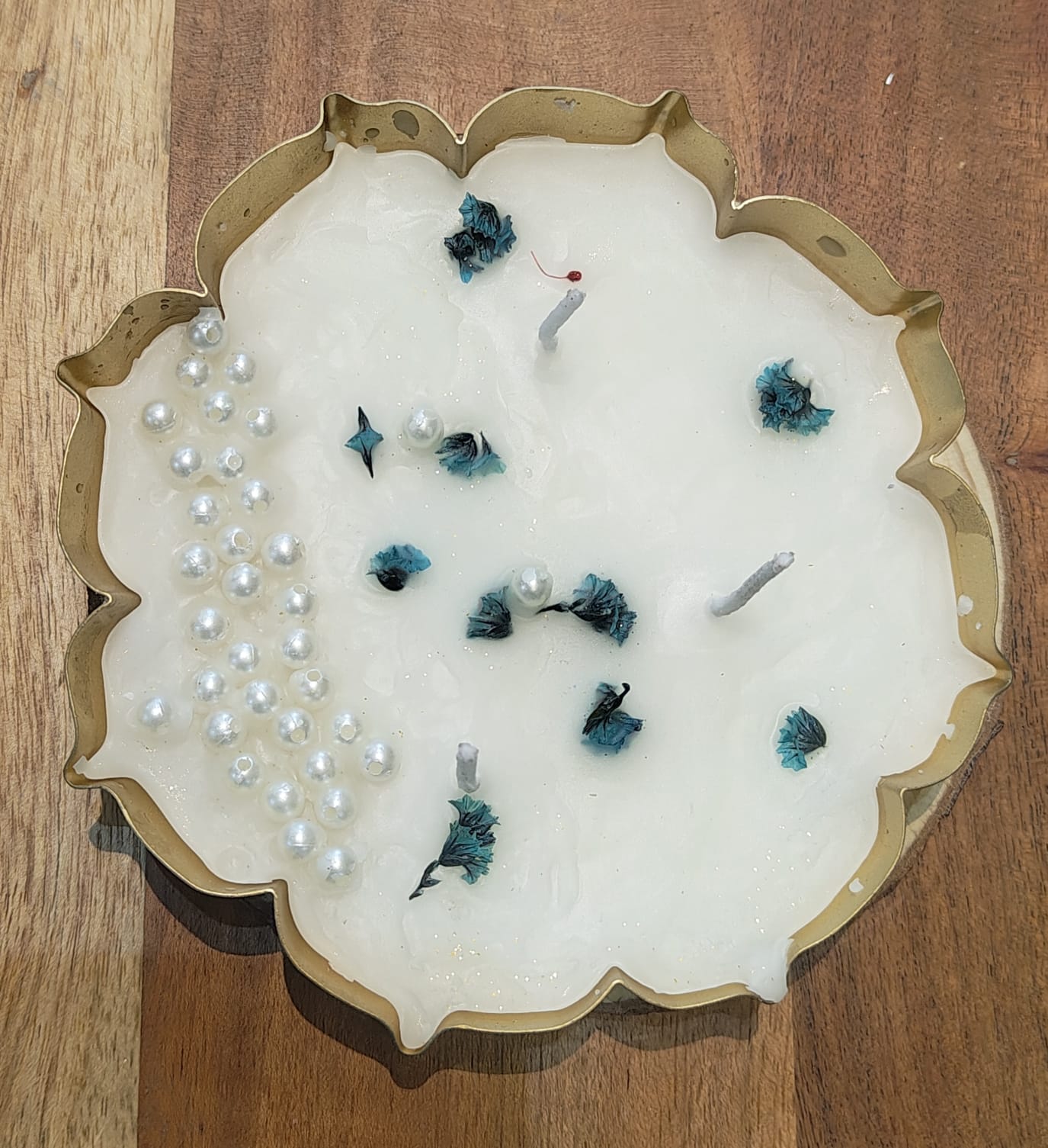 Lotus Urli Candle
